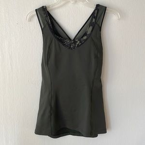 Green lululemon built in sports bra workout tank top